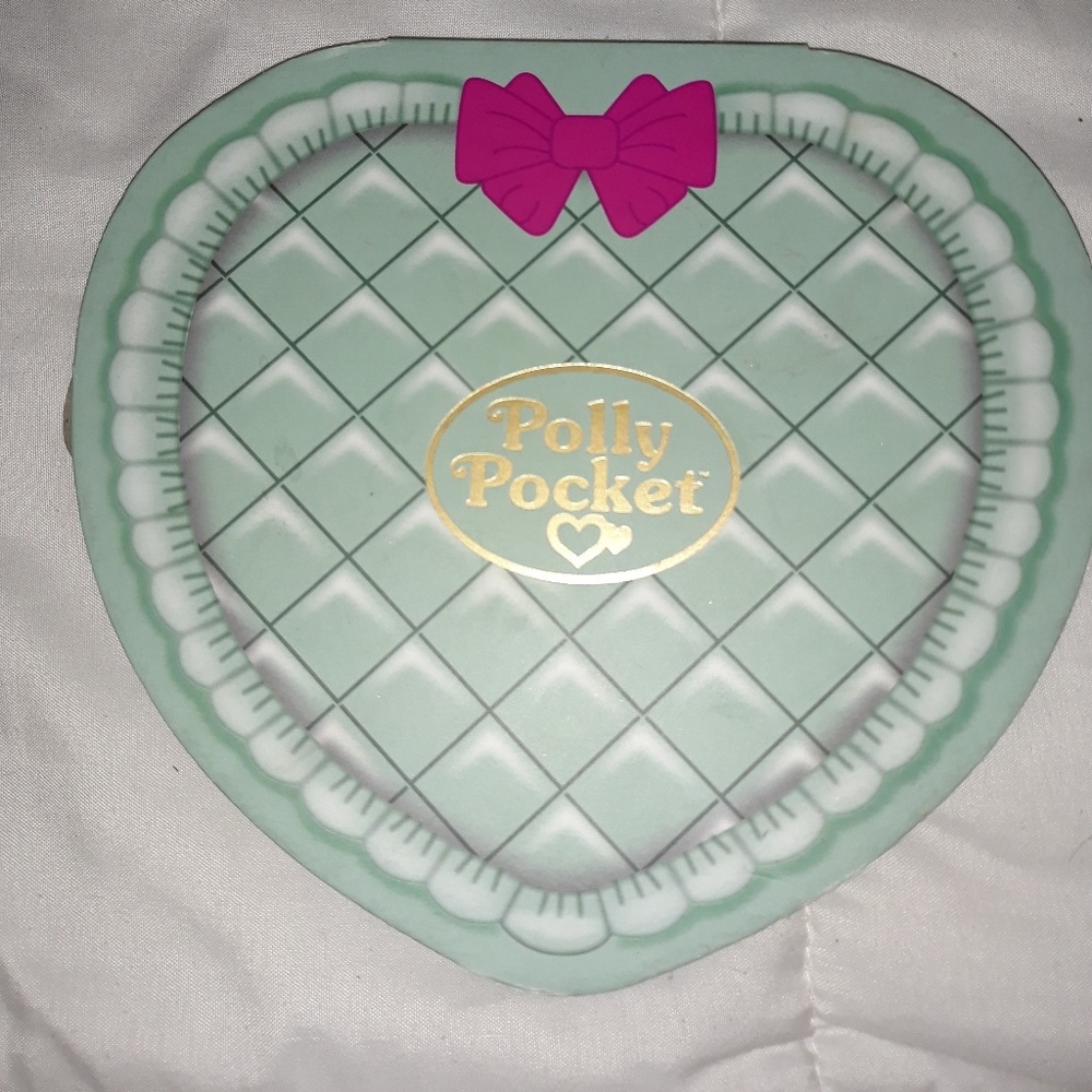 Polly pocket eyeshadow palette